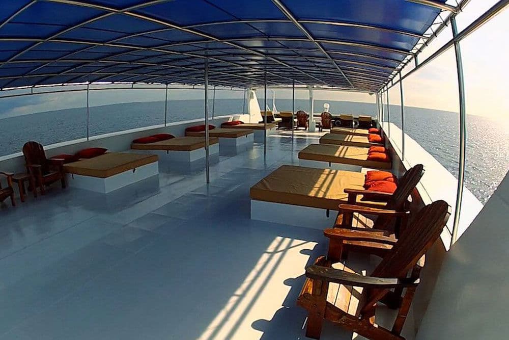 Blue Manta sun deck with ocean views